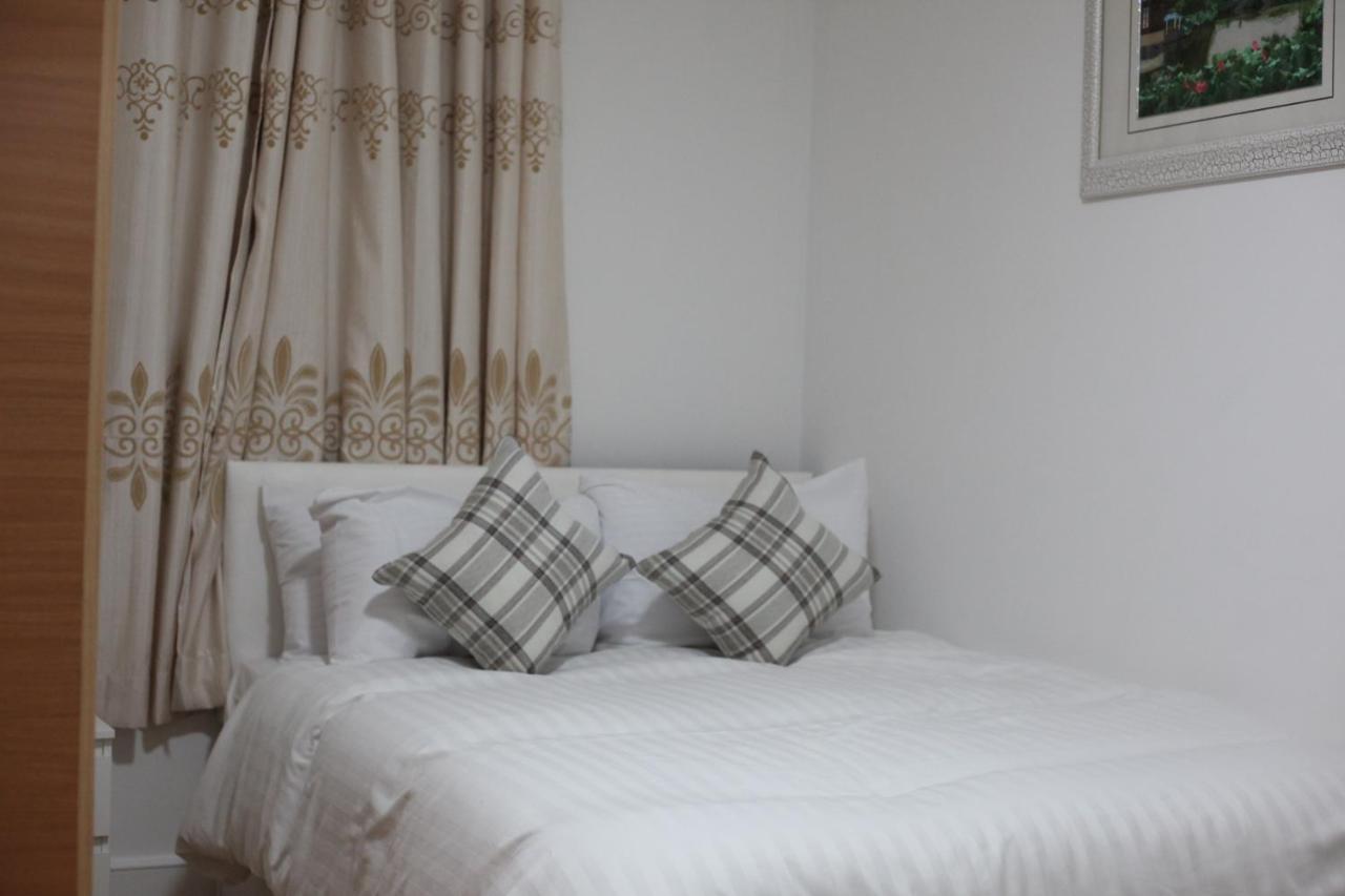 Oyo New City Lodge Londres Exterior foto